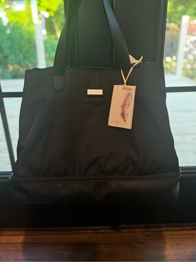 jessica simpson travel tote bag 2.0 Alana in Pinot Noir There are so many ways to enjoy this chic and playful Jessica Simpson Overnight Weekender Duffle Travel Tote Bag for women Jessica Simpson Women's Quilted Insulated